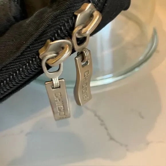 Chicos Baggillini Crossbody Bag Purse BLACK Nylon Travel Zip Pockets Card Slots - Picture 4 of 11